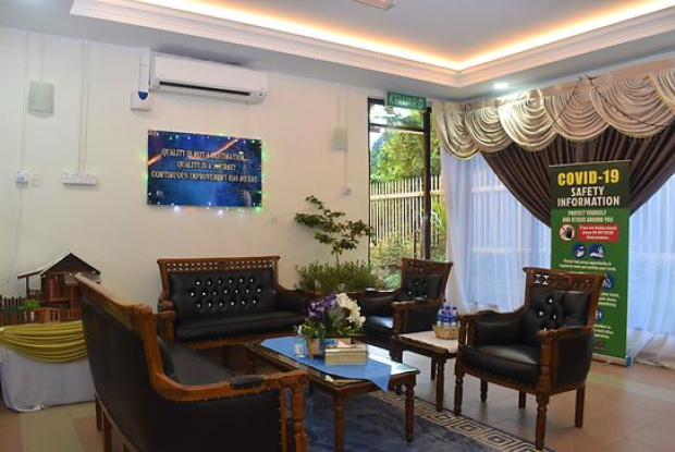 PEACEKEEPER'S INN GUEST HALL